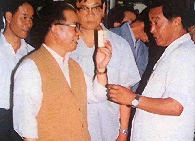 醇厚红塔山现十块一包褚时健：难辞其咎九游会j9登陆90年代烟民首选！香味(图10)
