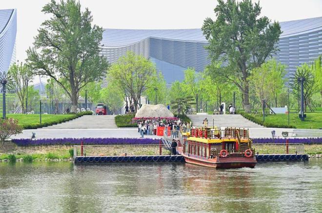 心-2：三大+书市+特色小镇打卡文旅新地标j9九游会俱乐部登录入口120小时玩转副中(图5)
